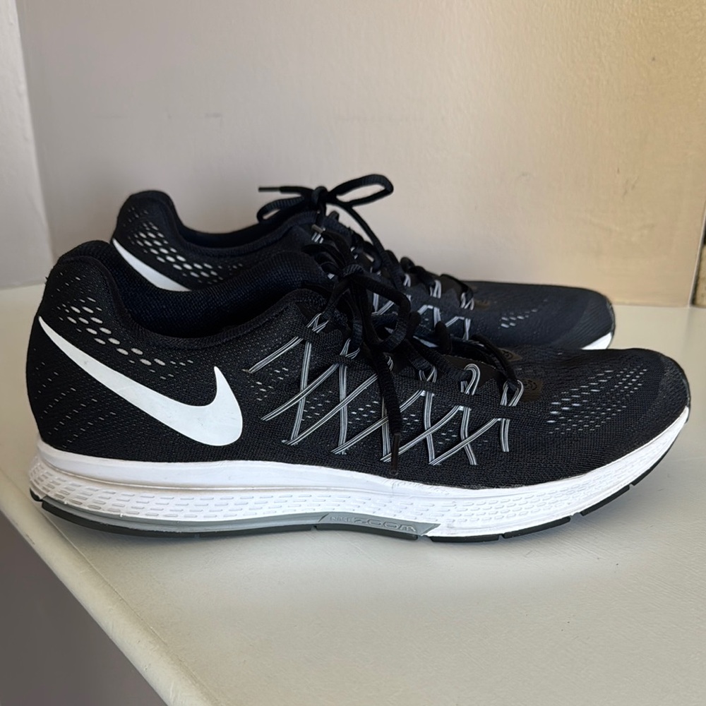 Nike Men's Black Running Shoes